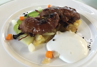 Aguja Con Pure De Guisantes Y Espuma De Alioli.jpg